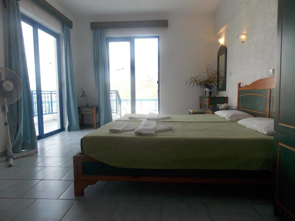 Marina Studios Tílos Buitenkant foto